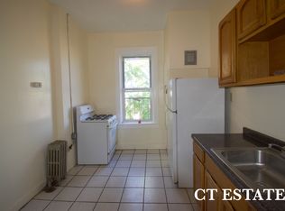 121 Van Buren St #1I, Brooklyn, NY 11221