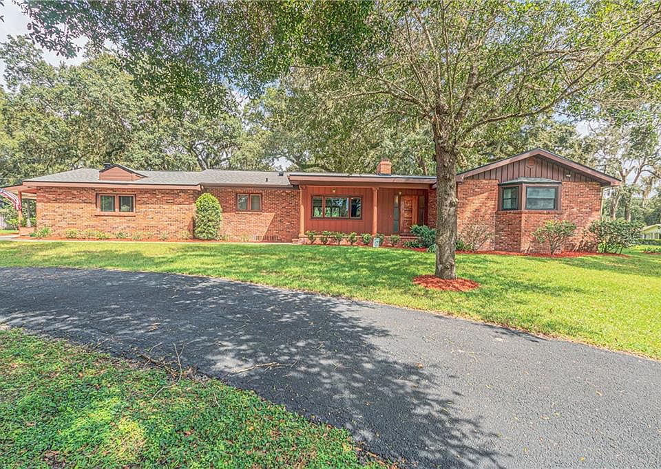 1st image of 2667 Garden Ct