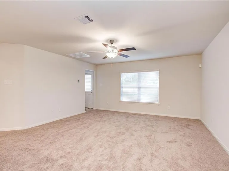 10699 Lost Maples Dr — Photo 19