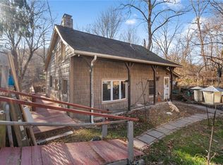 174 Mountain Rd, Pleasant Valley, NY 12569