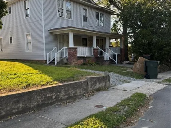 106 College St, Thomasville, NC 27360