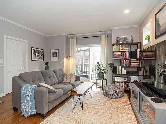 4th image of 1449 N Campbell Ave #2N