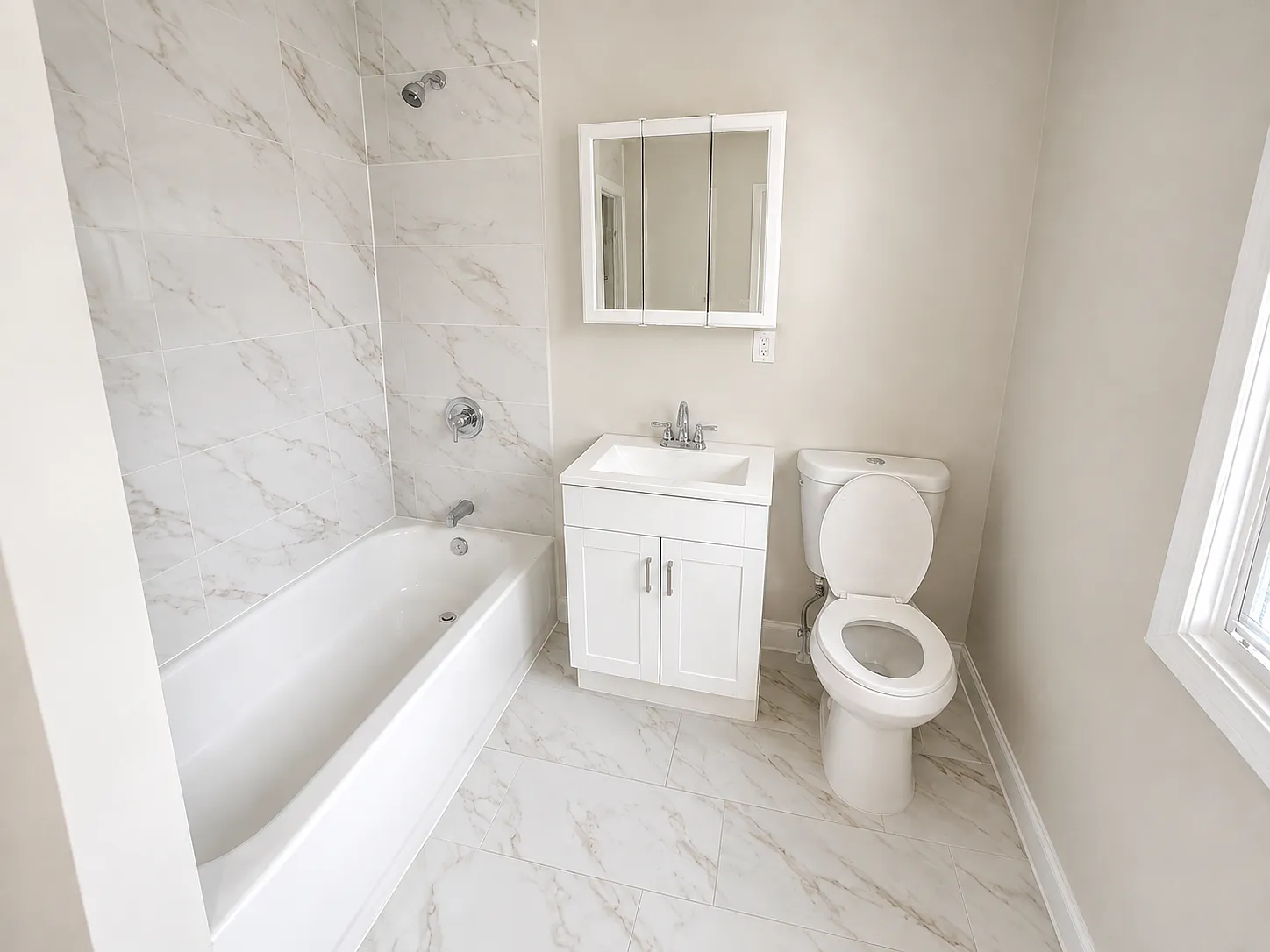 3 bed, 1200 sqft, $2,045 — Photo 3