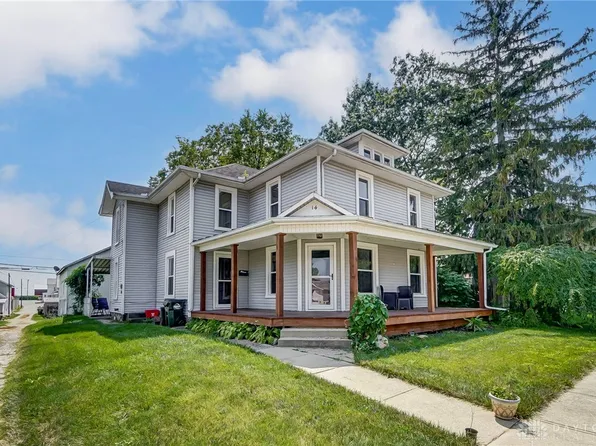 14 W Walnut St, Farmersville, OH 45325