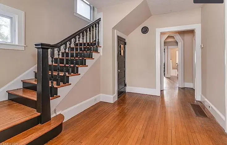 3 bed, 1945 sqft, $2,400 — Photo 3