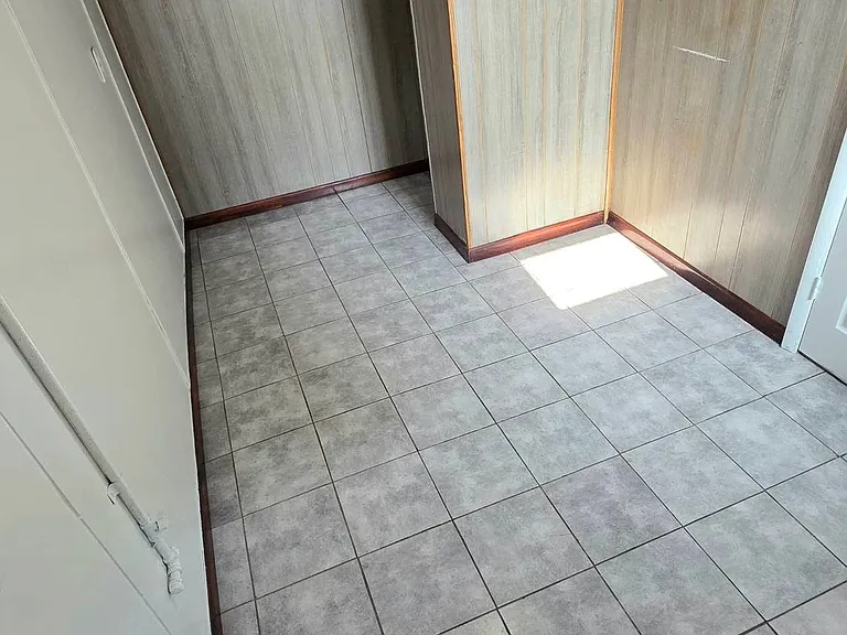 118 Rother Ave #2 — Photo 3