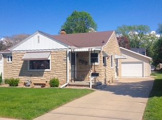 329 Deschane Pl, Green Bay, WI 54302