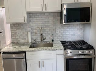 21-19 22nd Rd #2, Astoria, NY 11105