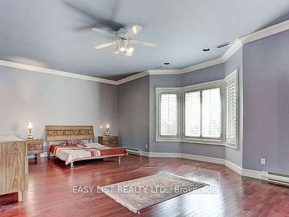 5th image of 206 Arnold Ave