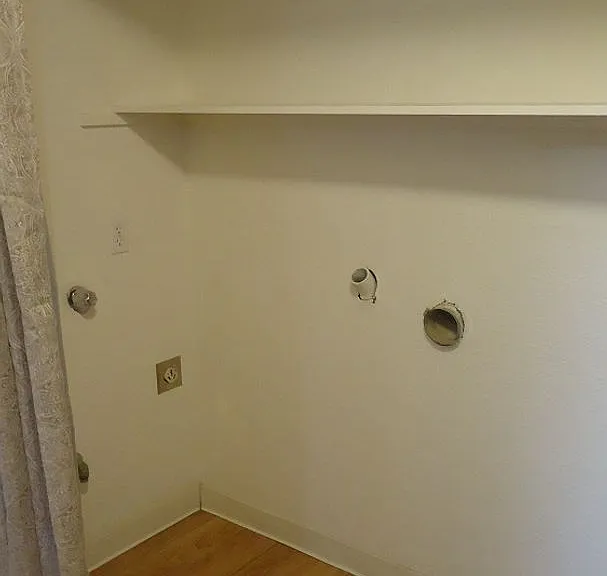 Glenview West Apartments — Photo 43