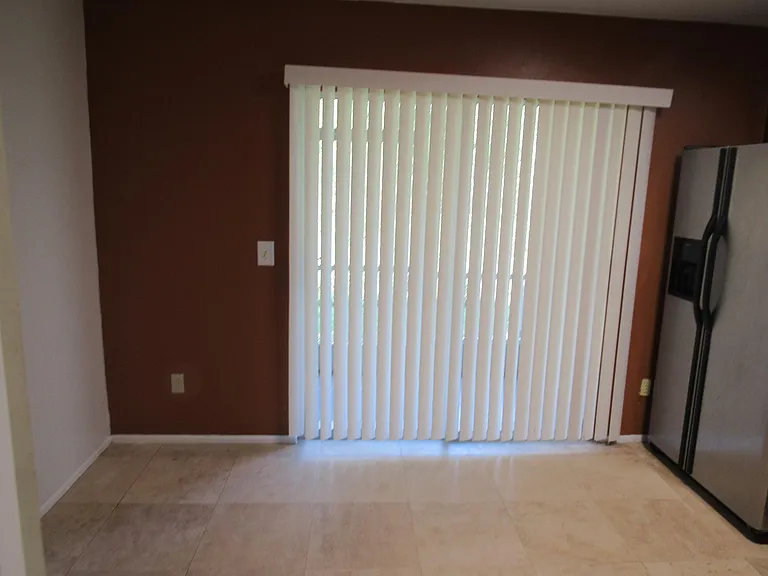 109 Reserve Cir #113 — Photo 28