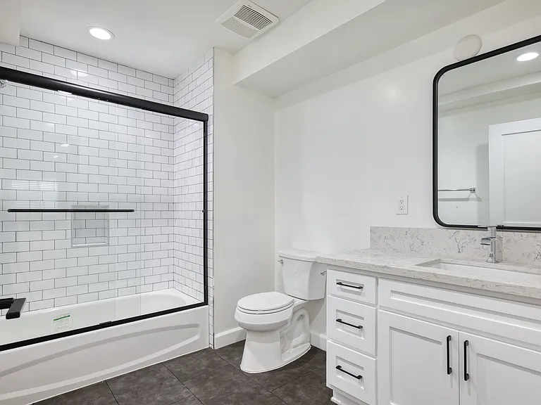 246 N Catalina St #3 — Photo 10