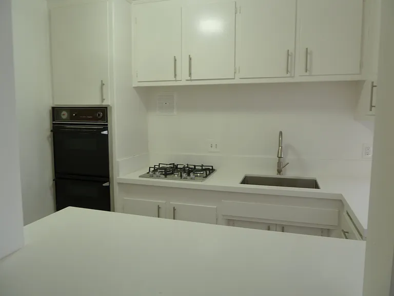 1022 2nd St #20 — Photo 4