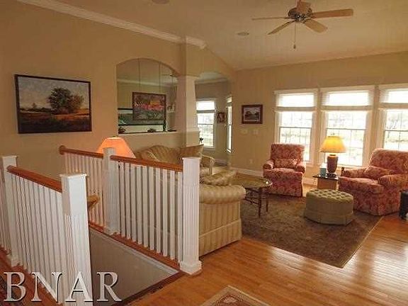 4th image of 2803 Radbourne Dr