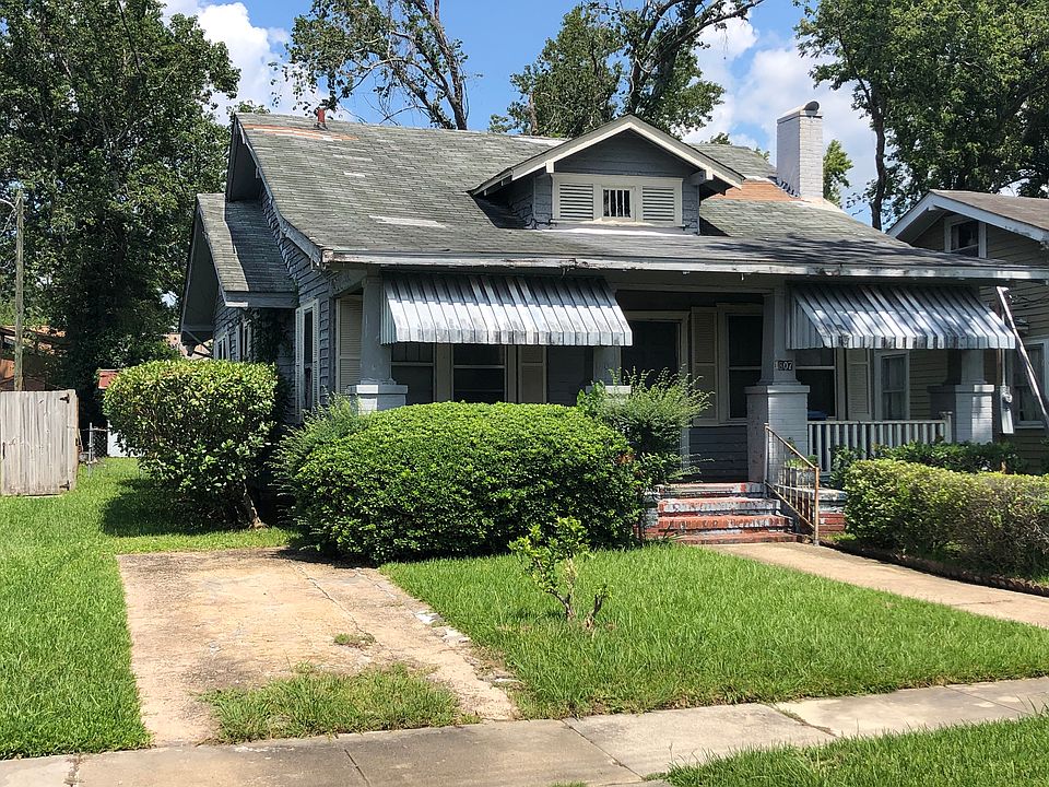 2nd image of 1807 Nun St