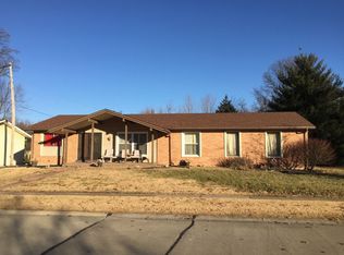 2123 Greenheath Dr, Florissant, MO