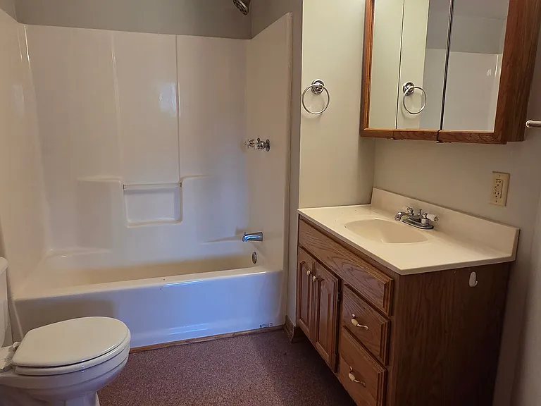 5605 Nancy Ln NW — Photo 27