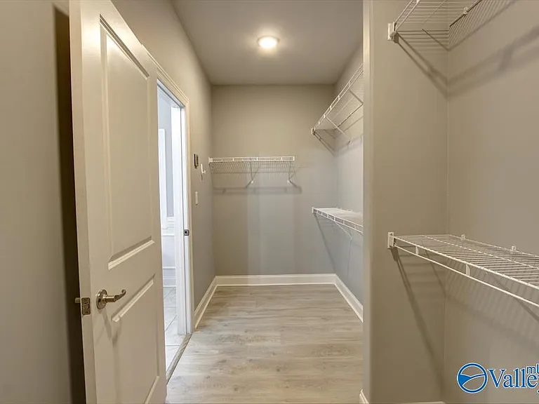 26415 Birkshire Ln — Photo 18