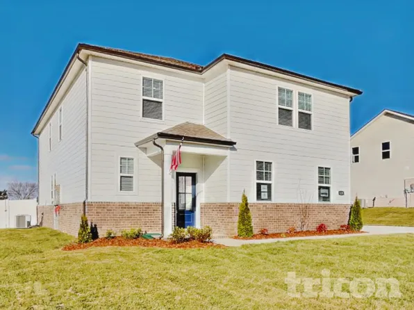 819 Averitt Ln, Lebanon, TN 37087
