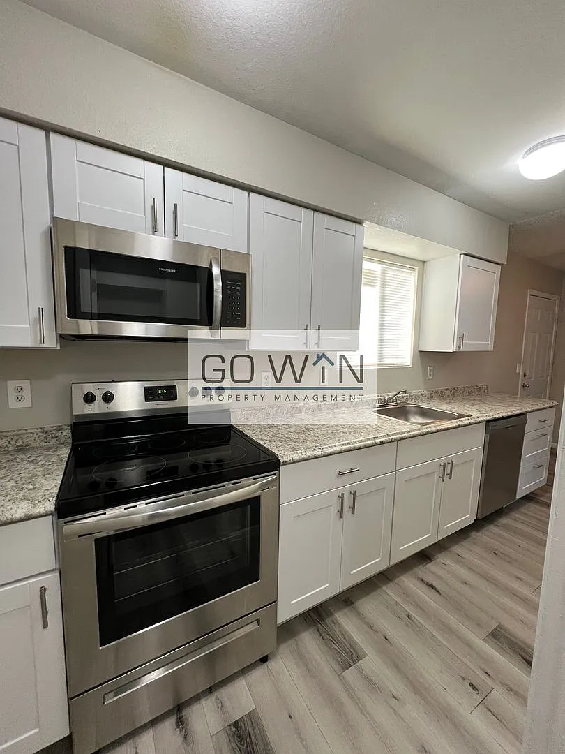 755 West 1st Avenue — Photo 1