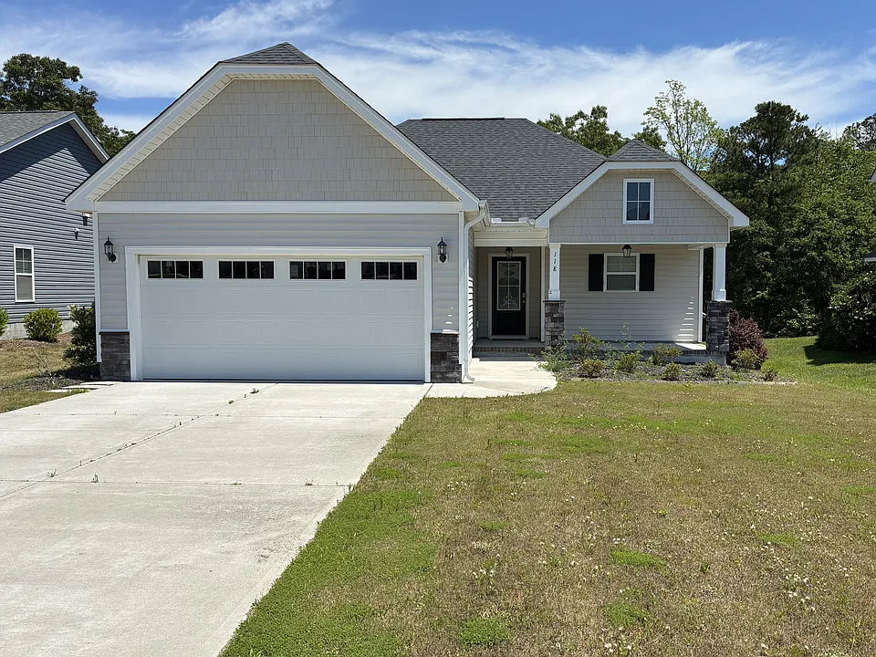 118 Emerson Ln