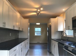 816 Burbank Ct, Somerdale, NJ 08083