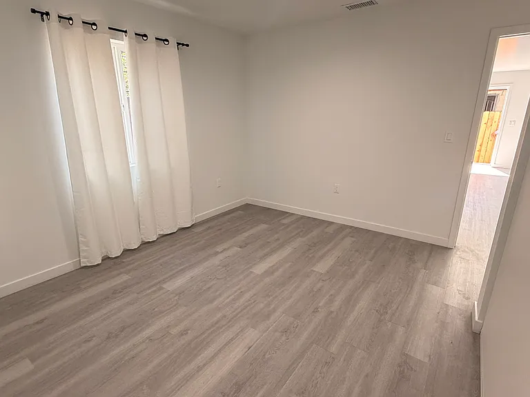 6750 S Arlington Ave — Photo 15