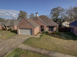 306 Chevalier Blvd, Lafayette, LA 70503