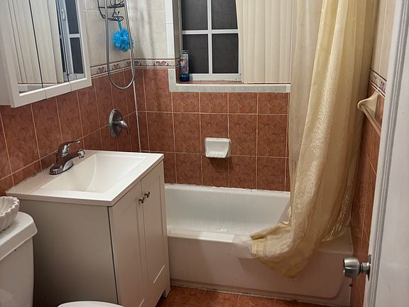 5th image of 1275 NE 117th St #1275