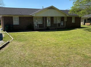 110 Sherwood Dr, Waverly, TN 37185