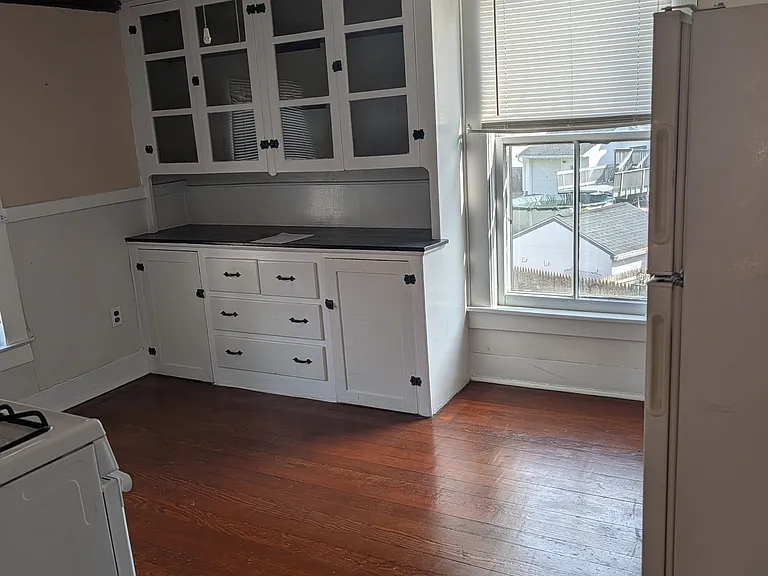 18 Perkins St #2 — Photo 5