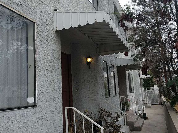 2nd image of 2615 W Grand Ave APT D
