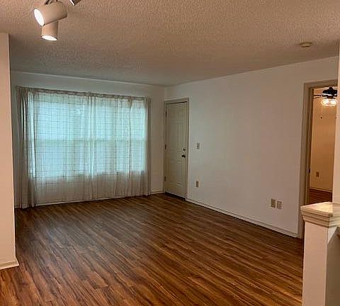 3rd image of 1401 S Palmetto Ave APT 216
