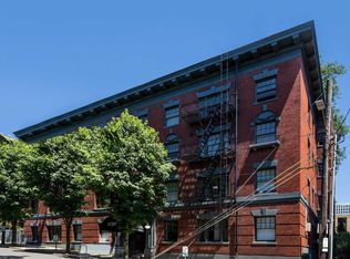 1130 NE 1st Ave #105, Portland, OR 97232