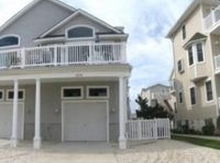 226 27th St, Avalon, NJ 08202