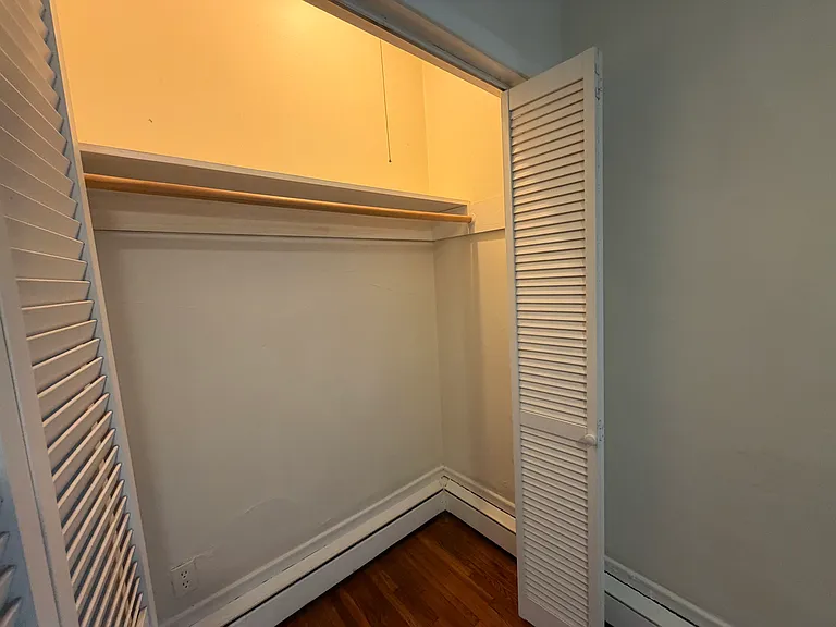 153 Allen St — Photo 30
