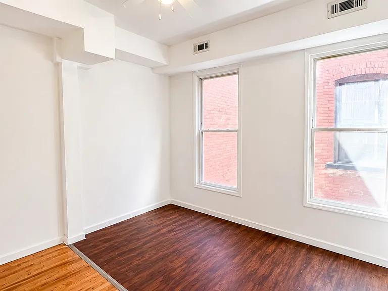 632 Florida Ave NW #2 — Photo 2