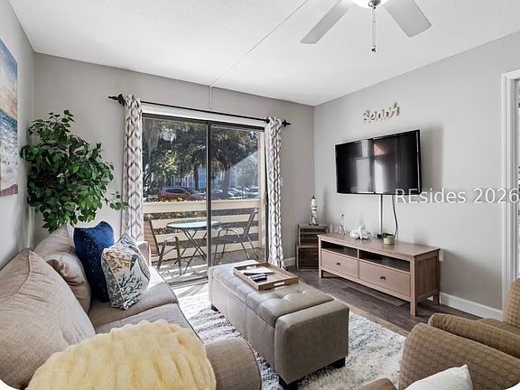 2nd image of 45 Folly Field Rd APT 5A