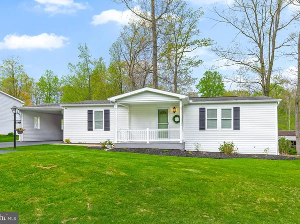 411 Maple Ave, Manheim, PA 17545