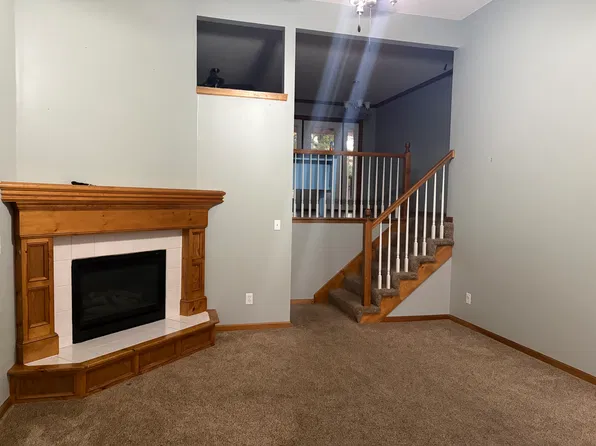6256 N Holly St, Kansas City, MO 64118