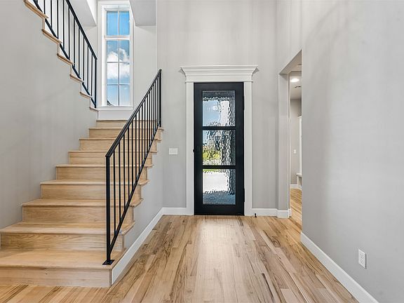 4th image of 14229 S Delaware Pl
