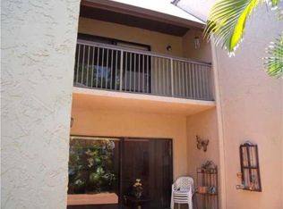 2240 Bayberry Dr, Pembroke Pines, FL 33024