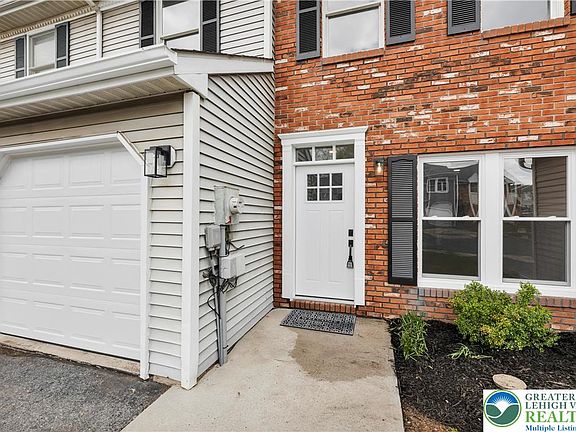 4th image of 121 Brookfield Dr