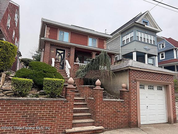 2nd image of 29 Dongan St