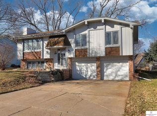 4858 S 157th St, Omaha, NE 68135