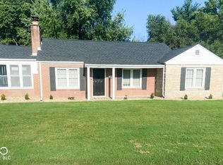 215 Sharan Dr, Brownstown, IN
