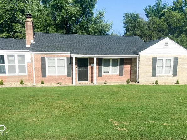 215 Sharan Dr, Brownstown, IN 47220