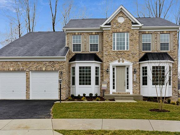 2nd image of 3909 Berkeley Ct