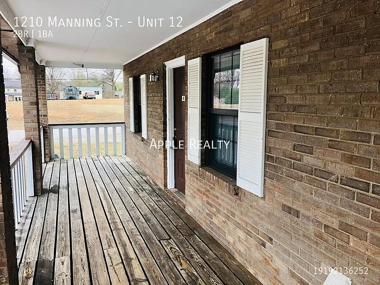 1210 Manning St #12 — Photo 2