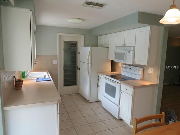 4th image of 5328 Forest Hills Dr